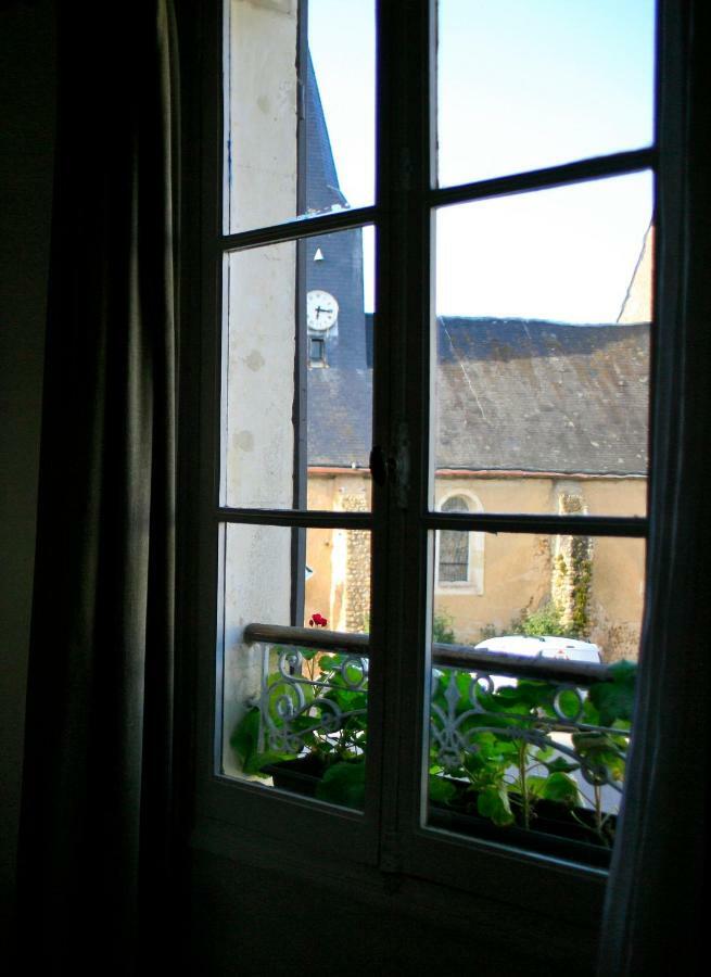 Le Chaton Rouge Saint-Pierre-du-Lorouër Buitenkant foto